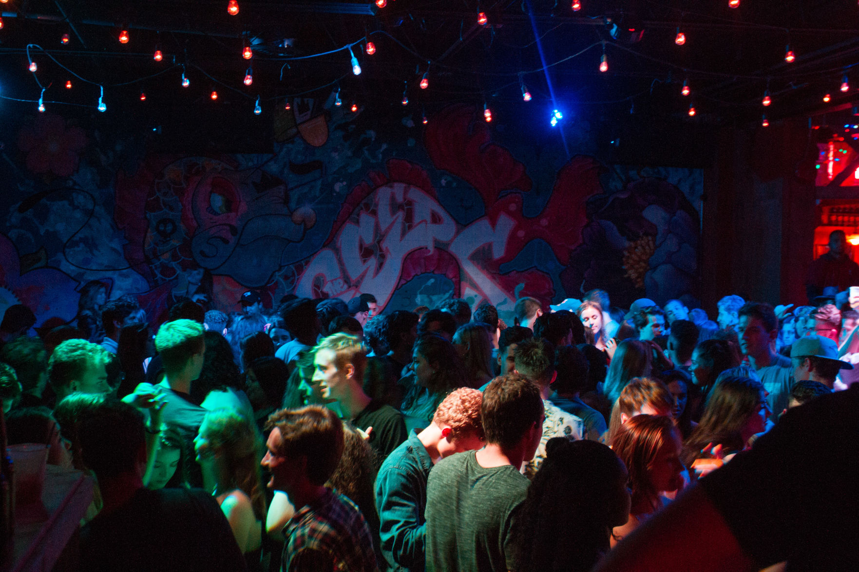Bar Hop: The Ceeps (Photo 7)